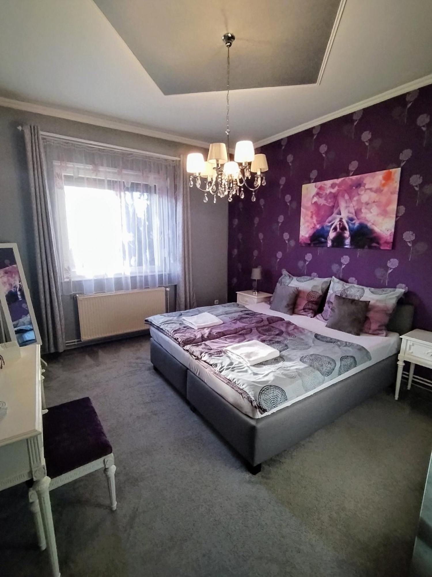 Elza Apartament Makó